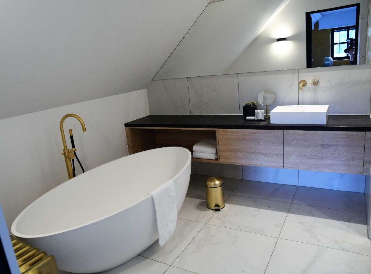 Ask Lily Bed & Breakfast Westmeerbeek ภายนอก รูปภาพ